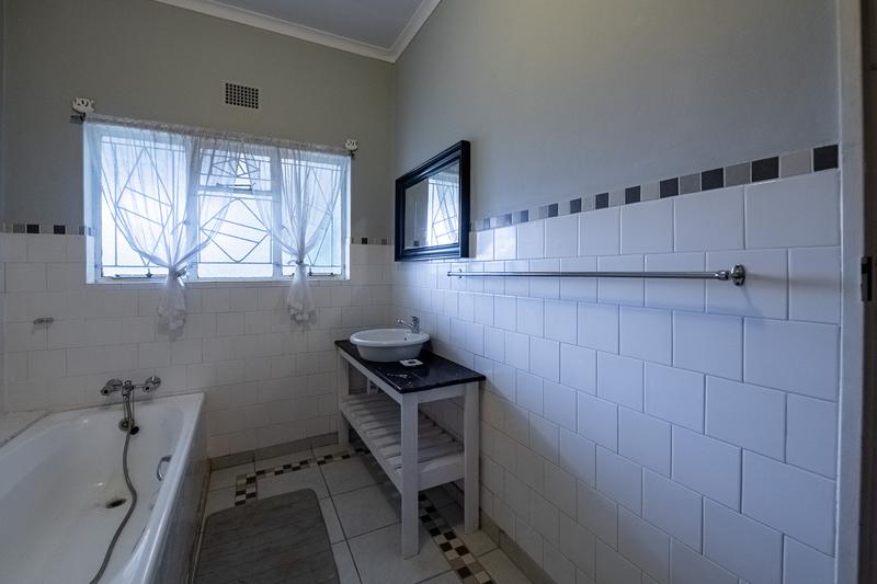 3 Bedroom Property for Sale in Riviersonderend Western Cape